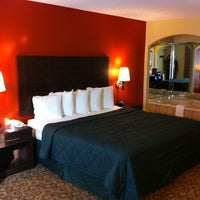 Photo taken at Rodeway Inn &amp;amp; Suites by Norberto R. on 12/27/2012