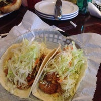 1/15/2015にP P.がMJ Korean Tacos &amp;amp; Wingsで撮った写真