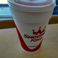 Photo taken at Smoothie King by Professor T. on 5/6/2016