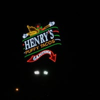 Photo taken at Henry&amp;#39;s Puffy Tacos &amp;amp; Cantina by Jeff T. on 5/20/2017