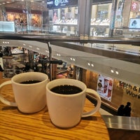 Photo taken at Starbucks by Ziya on 3/30/2022