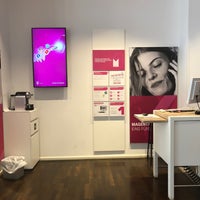 Photo taken at Telekom Shop Berlin Mitte by Bill K. on 8/2/2019