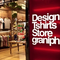 Снимок сделан в Design Tshirts Store Graniph пользователем Design Tshirts Store Graniph 1/15/2015