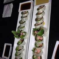 รูปภาพถ่ายที่ Sokai Sushi Bar โดย Lilly C. เมื่อ 12/17/2013