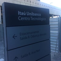 Photo taken at Itaú Unibanco Centro Tecnológico by Fernando F. on 12/6/2016