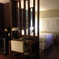 10/27/2012にShay S.がThe BLVD Hotel and Spaで撮った写真