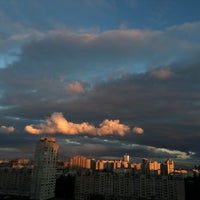 Photo taken at Крыша (Новосмоленская набережная, д. 1) by Tanya B. on 6/9/2016