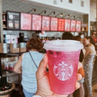 Photo taken at Starbucks by ѕ_∂нєαи ☕️📸 on 12/30/2022