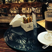 9/21/2013 tarihinde Andrei L.ziyaretçi tarafından Espresso Mogiana Café'de çekilen fotoğraf
