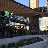 Photo prise au Shake Shack par Mark J. le3/6/2015