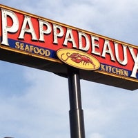 Photo taken at Pappadeaux Seafood Kitchen by Edward G. on 5/12/2013