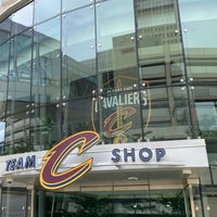 Foto diambil di Cleveland Cavaliers Team Shop oleh Arnaldo R. pada 8/9/2022