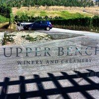 Foto diambil di Upper Bench Winery &amp;amp; Creamery oleh Deanna B. pada 8/31/2013
