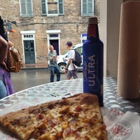 6/18/2021 tarihinde Justin H.ziyaretçi tarafından Crescent City Pizza Works'de çekilen fotoğraf