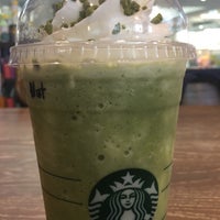 Photo taken at Starbucks by Nattapat B. on 5/30/2018