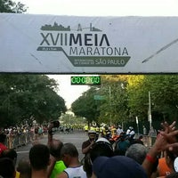 Photo taken at XVII Meia Maratona Da Cidade de São Paulo by Rafael F. on 4/10/2016