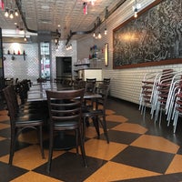 7/30/2018 tarihinde Andres K.ziyaretçi tarafından 5 Napkin Burger'de çekilen fotoğraf