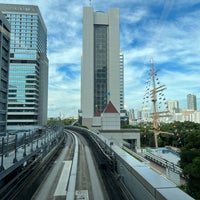 Photo taken at Takeshiba Station (U03) by さえ on 9/2/2023