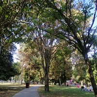 Photo taken at Cemil Topuzlu Parkı by Merve Ş. on 9/17/2023