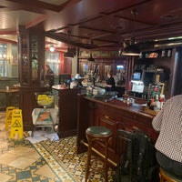 Photo taken at Murphy&amp;#39;s Irish Pub by Bill D. on 10/13/2023