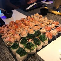 รูปภาพถ่ายที่ Sushi King โดย alenadelona เมื่อ 8/13/2017