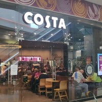 Photo taken at Costa Coffee by Jon W. on 6/11/2022