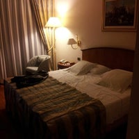 11/8/2012 tarihinde Dmitriy P.ziyaretçi tarafından Best Western Hotel Globus City'de çekilen fotoğraf