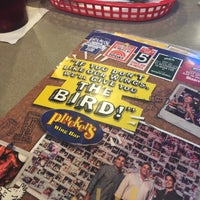 Photo taken at Pluckers Wing Bar by Cristina L. on 10/23/2019
