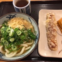 Photo taken at 金比羅製麺 箕面稲店 by Osamu K. on 1/1/2019