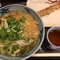 Photo taken at 金比羅製麺 箕面稲店 by Osamu K. on 8/18/2019