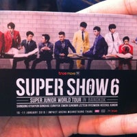 Photo taken at SUPER SHOW 6 SUPER JUNIOR WORLD TOUR IN BKK by nn on 1/11/2015
