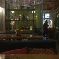 4/17/2018 tarihinde Mike K.ziyaretçi tarafından Чайхана Matur Lounge'de çekilen fotoğraf
