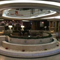 Foto tirada no(a) Best Western Premier Senator Hotel Istanbul por Umut em 12/11/2015