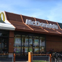 Снимок сделан в McDonald&amp;#39;s пользователем Willem W. 6/9/2013