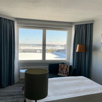 Photo taken at Hilton Helsinki Strand by Tomoaki M. on 2/26/2023