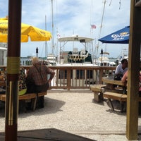 4/29/2013にBernie S.がSnooks Bayside Restaurant and Tiki Barで撮った写真
