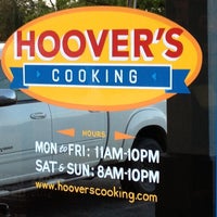 4/22/2013 tarihinde Adam S.ziyaretçi tarafından Hoover&amp;#39;s Cooking'de çekilen fotoğraf