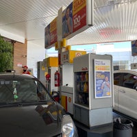 Photo taken at Shell by Vico V. on 12/18/2021