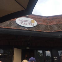 Photo taken at Famous Toastery by Vanessa V. on 5/30/2016