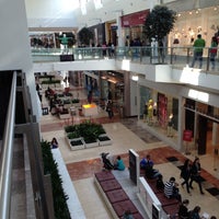 Garden State Plaza Mall