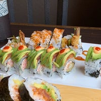 Foto tomada en Blue Fin Sushi  por Ryan T. el 6/16/2019