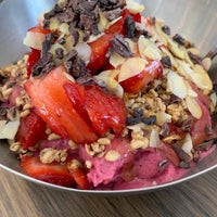 Photo taken at Vitality Bowls by Ryan T. on 9/29/2019