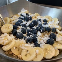 Photo taken at Vitality Bowls by Ryan T. on 8/29/2019