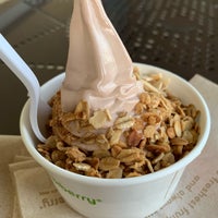 Photo taken at Pinkberry by Ryan T. on 4/13/2019
