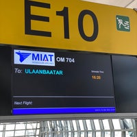 Photo taken at Gate E10 by Patanapongse B. on 12/31/2022