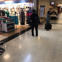 Photo taken at Subway Houston Intercontinental Airport by Fábio M. on 9/11/2017