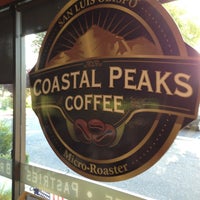 Foto tirada no(a) Coastal Peaks Coffee por Christine P. em 9/3/2013