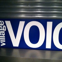รูปภาพถ่ายที่ Village Voice โดย Amar M. เมื่อ 10/2/2012