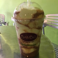 รูปภาพถ่ายที่ Bambu Desserts &amp;amp; Drinks โดย Alan T. เมื่อ 8/17/2017
