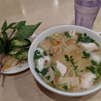 Photo taken at House of Phở by Shirley W. on 5/3/2019